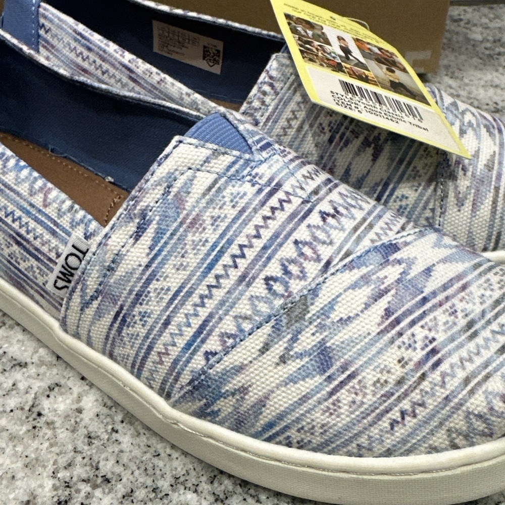 Toms Multi Aqua Ethnic Tribal Blue Lined Shoes Youth‎ 6 Women's 8 Slip On New - Picture 2 of 7
